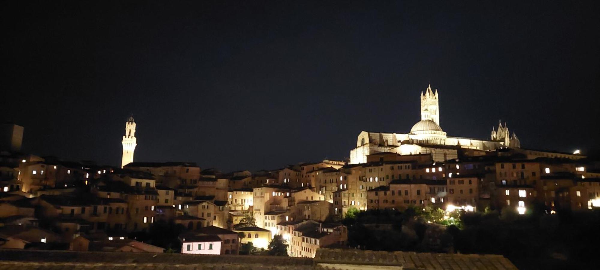 Cor Magis Kamullia - 200 Meters From The Historic Center And Close To The Train Station Siena Eksteriør bilde